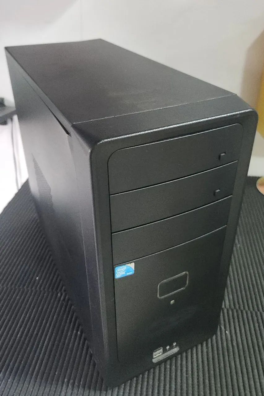 Gabinete Preto - Usado