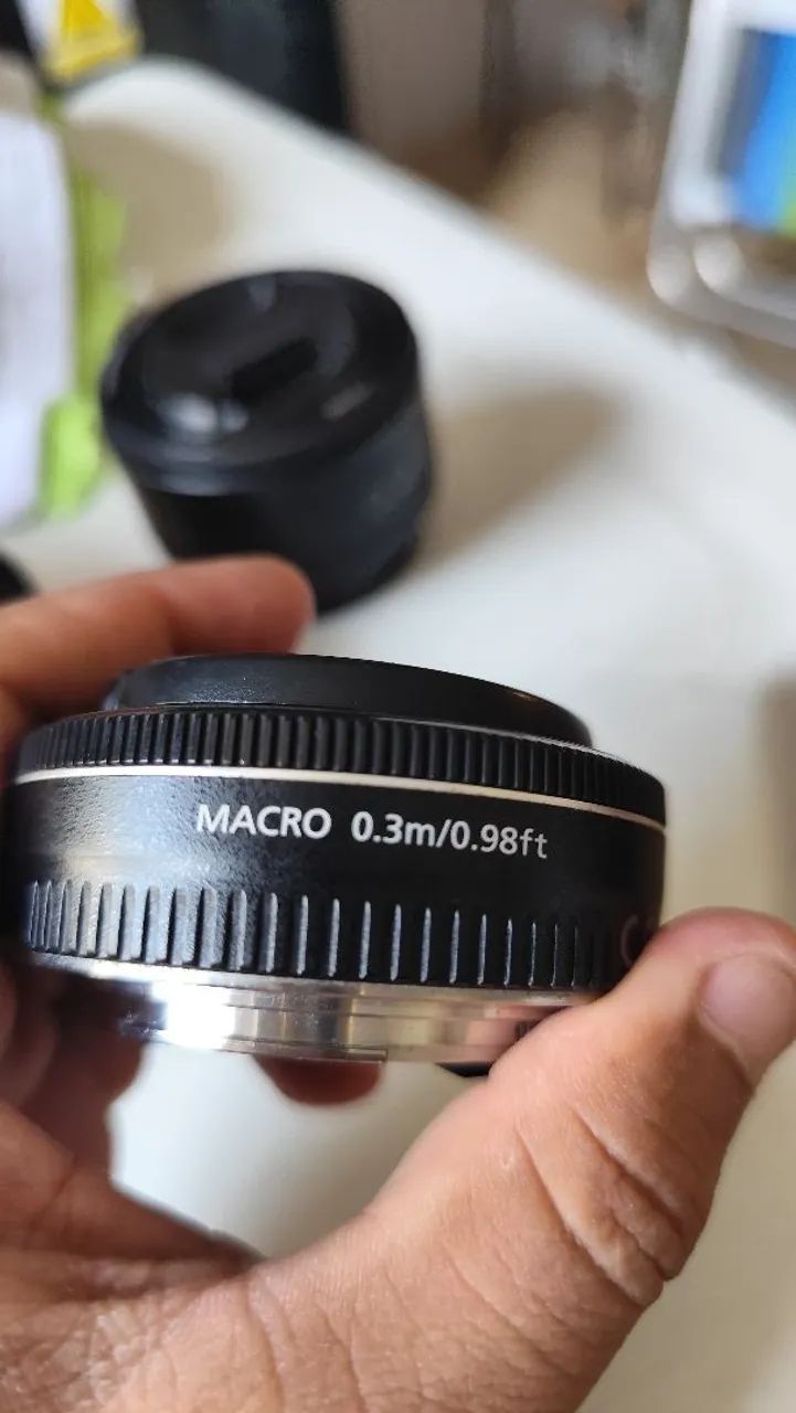 Lente Canon 40mm - Foto 3