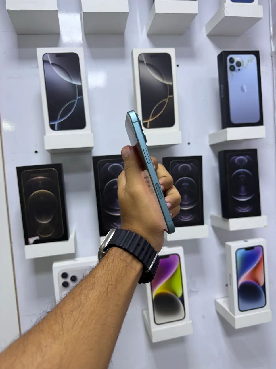 IPHONE 16 128 GB BATERIA 93%  - Foto 5