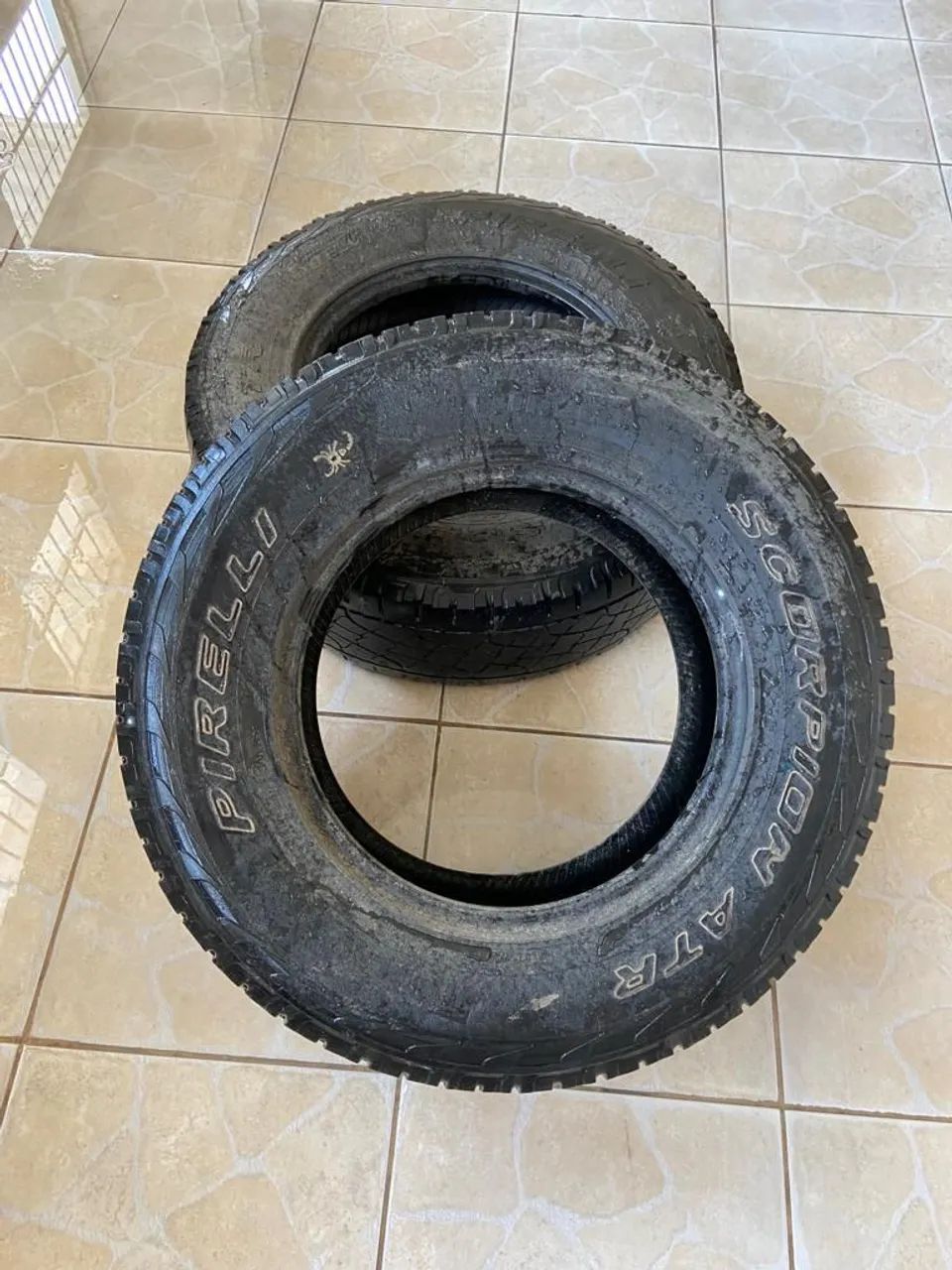 Pneus Pick up aro 16 245/70