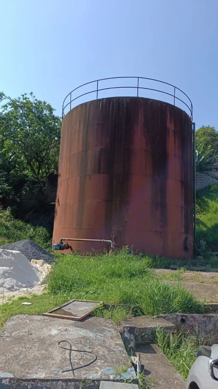 Reservatório  de água em aço 