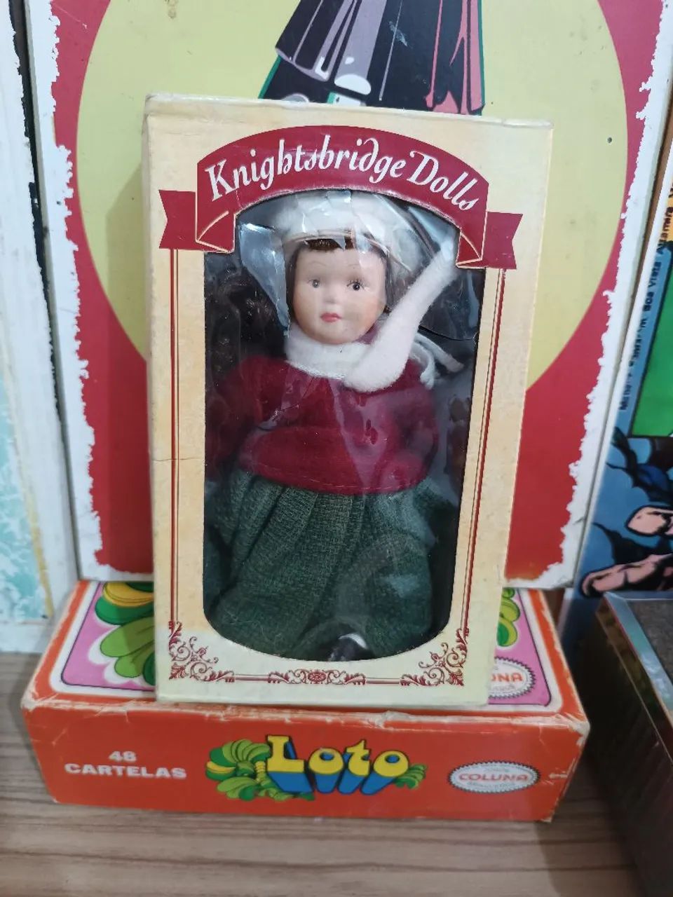 Boneca de Porcelana Knightsbridge Dolls . Boneca importada 