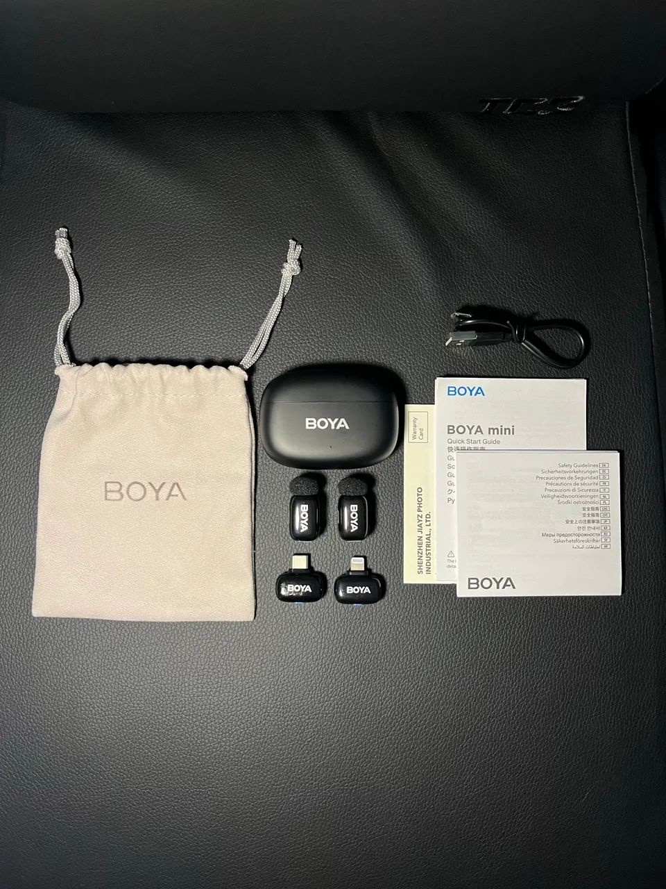 Microfone De Lapela Sem Fio Boya Mini Para IPhone e Android Com 2 Microfones Seminovo - Foto 4