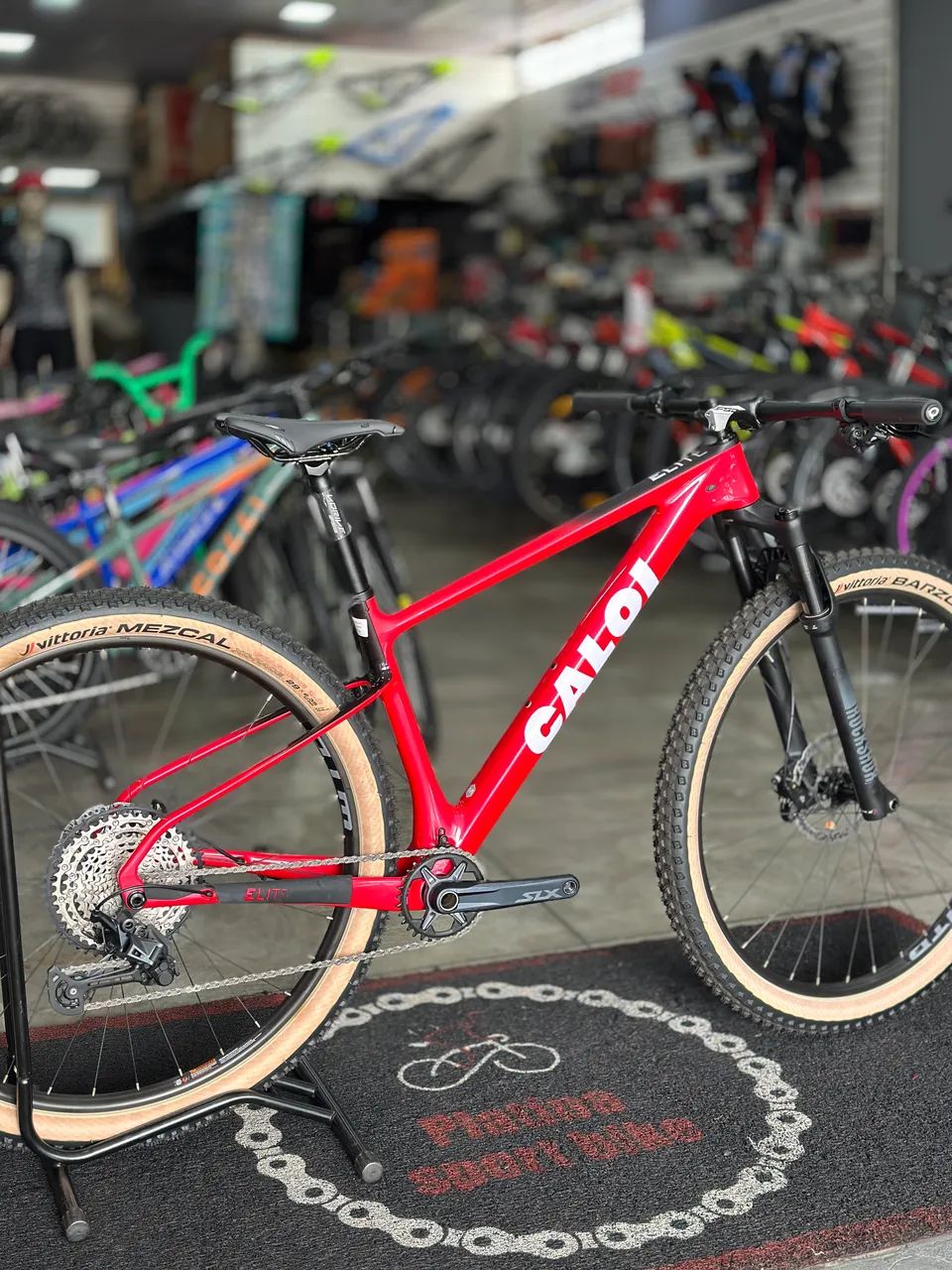 Caloi Elite Carbon Sport 