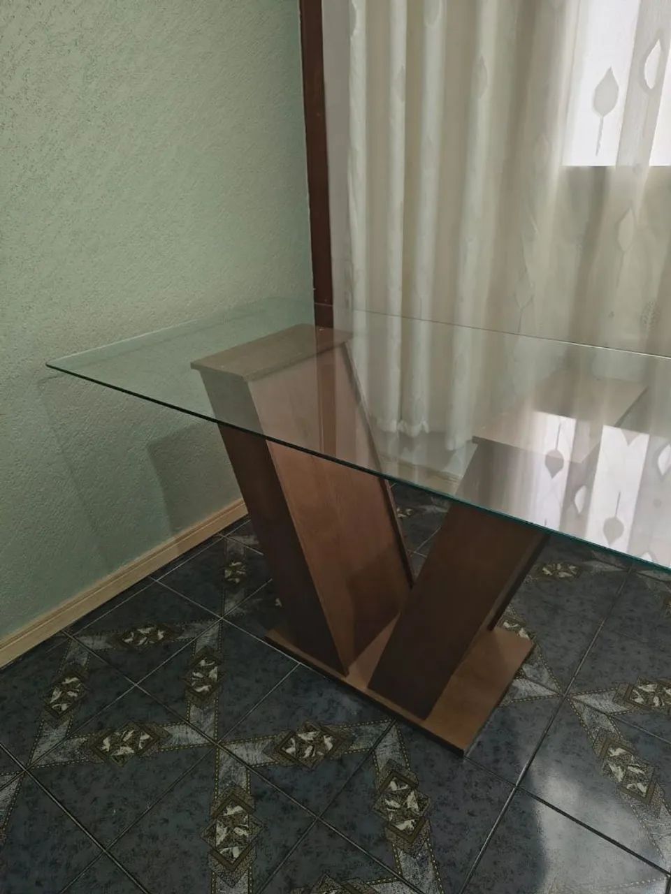Vendo mesa com tampo de vidro - Foto 2