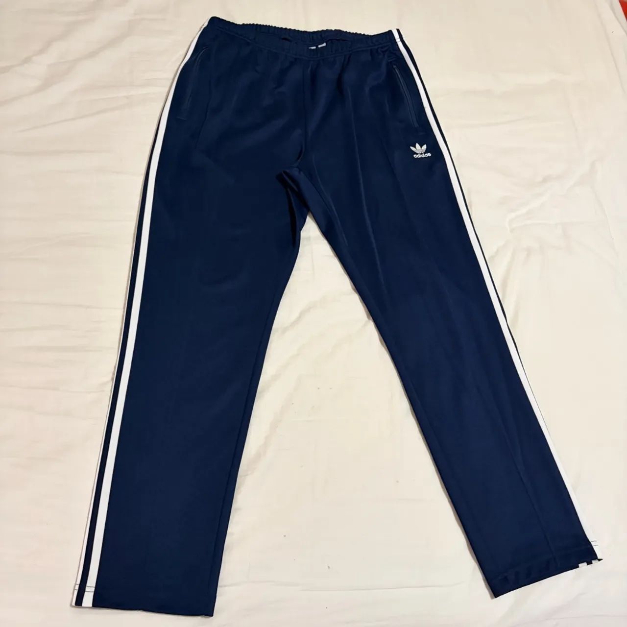 calça adidas beckenbauer azul g
