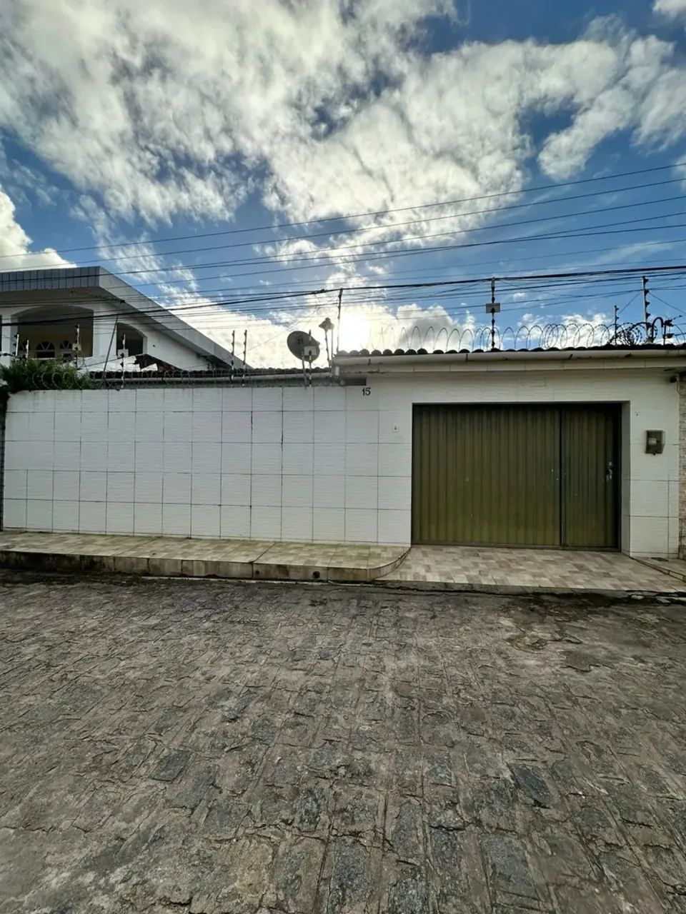 ALUGO CASA EM RIO LARGO DE 3 QUARTOS COM SUITE