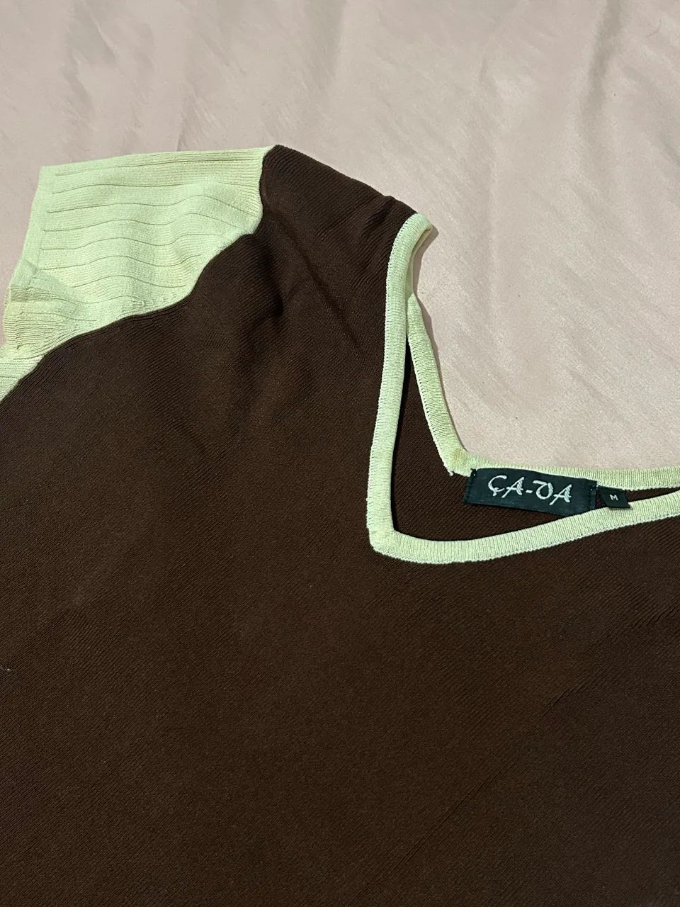 Blusa Marrom com Detalhes Beje - Foto 2