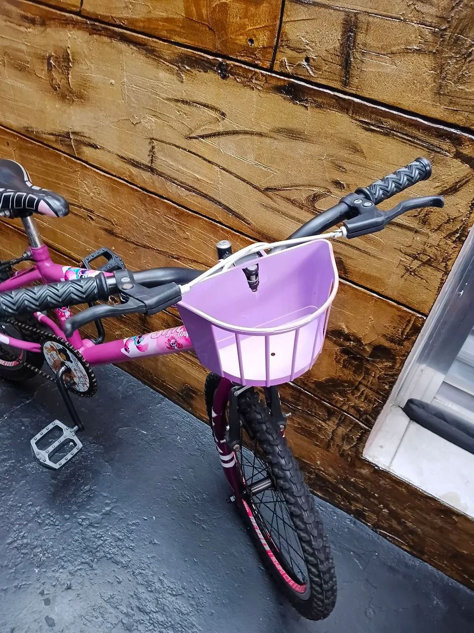 Bicicleta aro 20" personagem Stitch,  usada. - Foto 3
