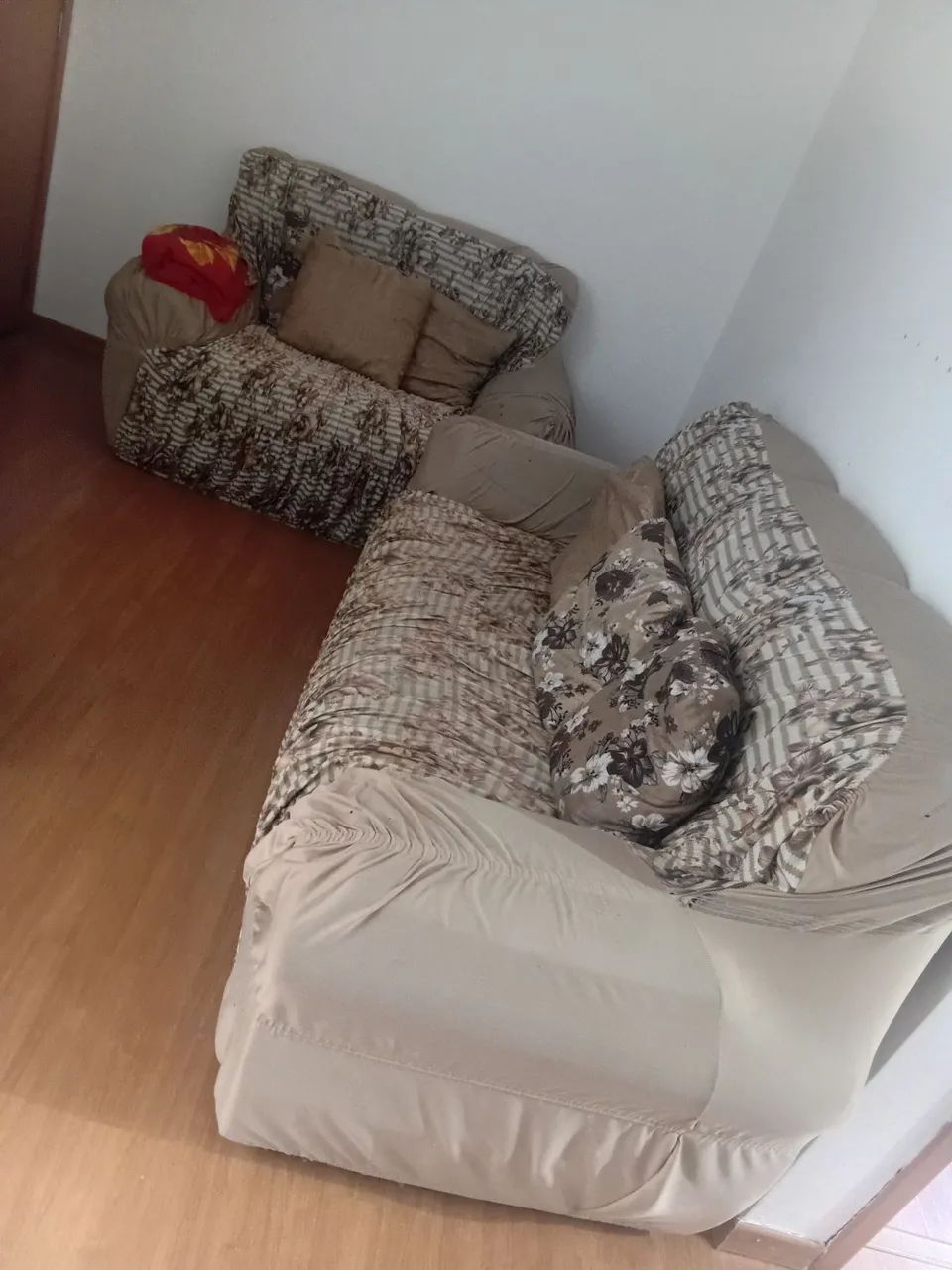 Jogo de sofá em bom estado 