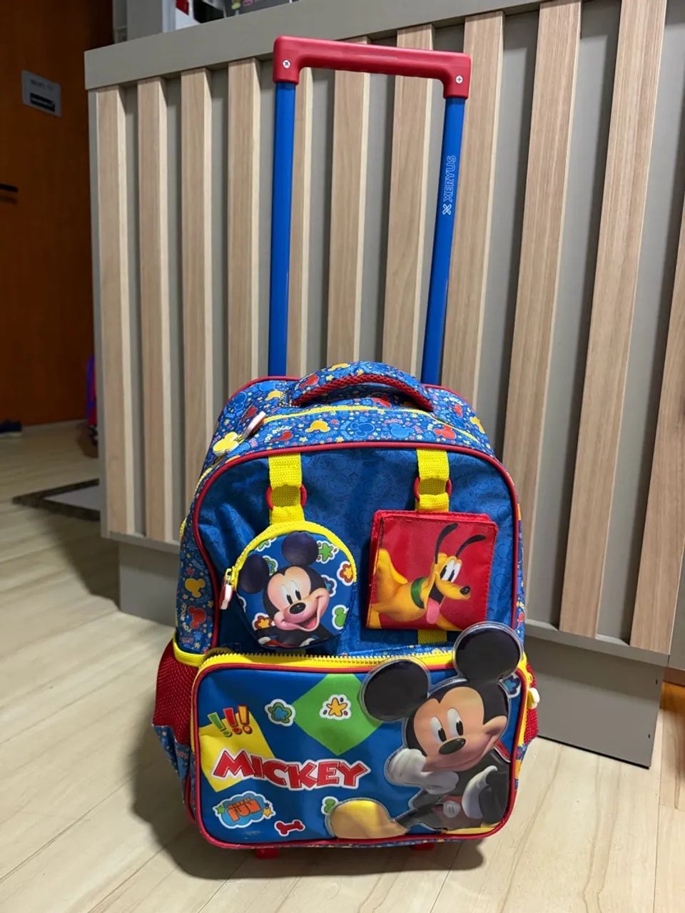 Mochila de rodinha Mickey - Foto 2