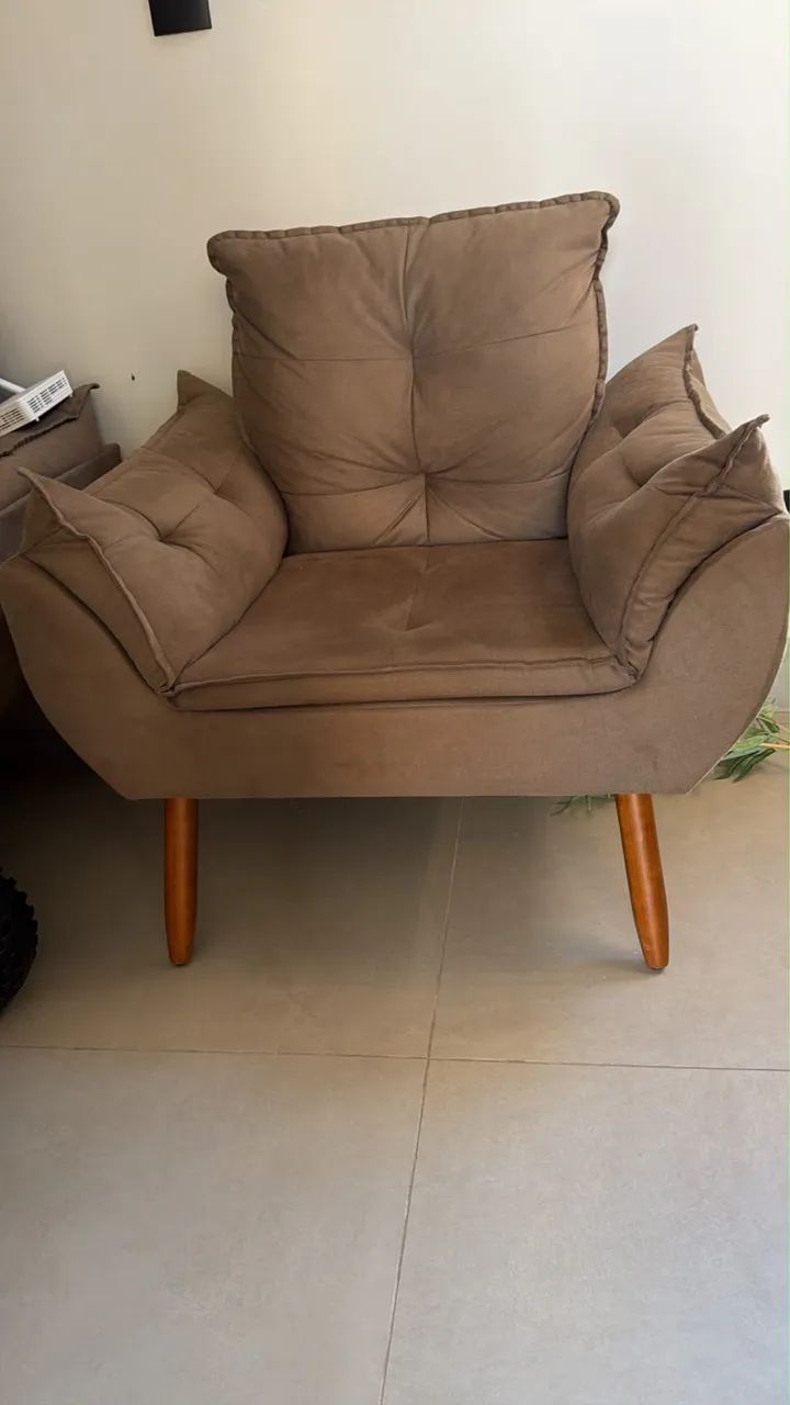 Poltrona  retrô luxo 