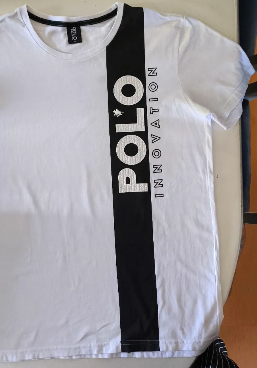 Camiseta branca marca Polo - Foto 2