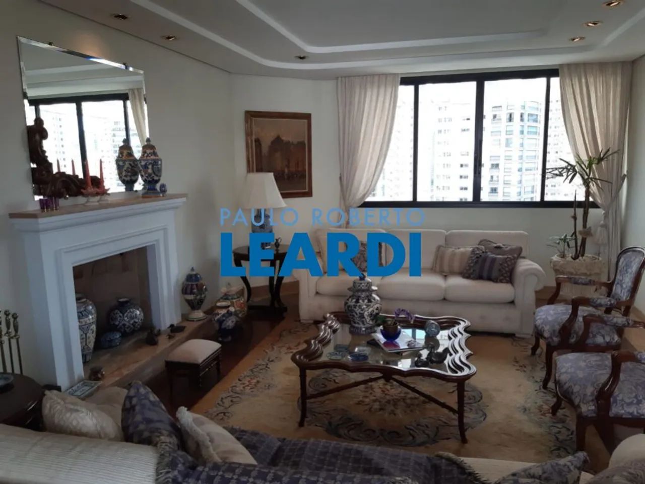 APARTAMENTO - CAMPO BELO - SP