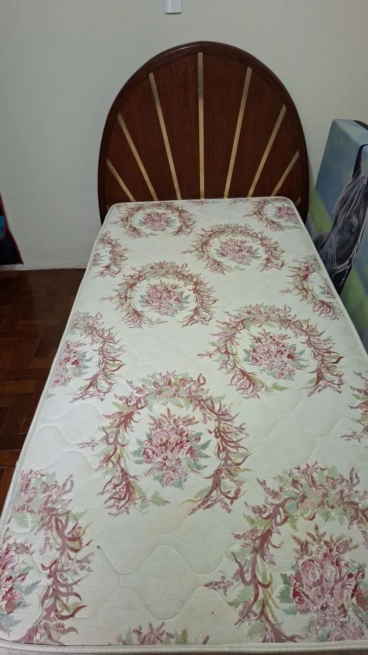 Cama antiga com colchao - Foto 5