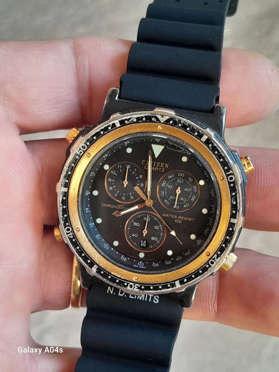 Vendo relógio citizen quartz - Foto 2