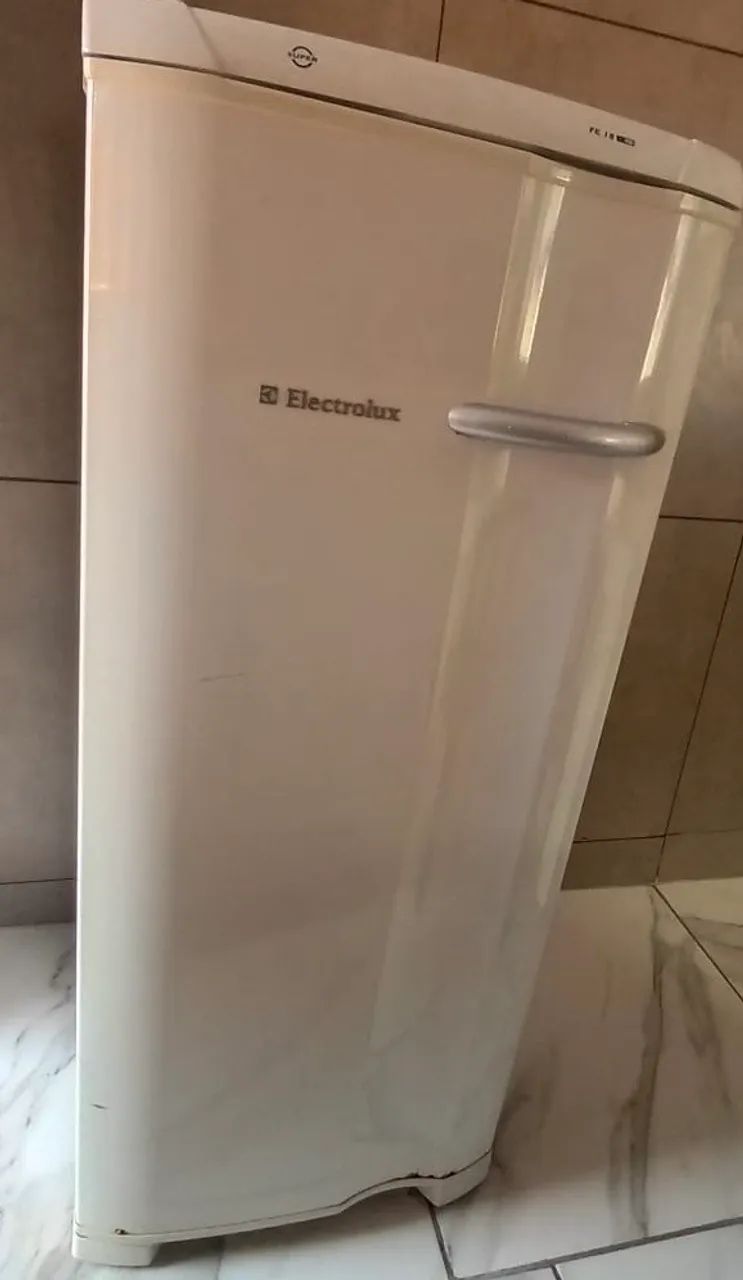 Freezer vertical usado  - Foto 4