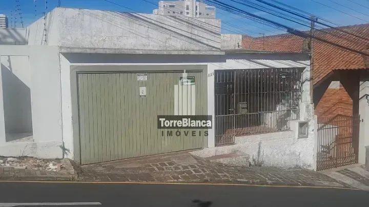 Casa Comercial Centro, 4 Dorms, 189 m², 02 Vagas