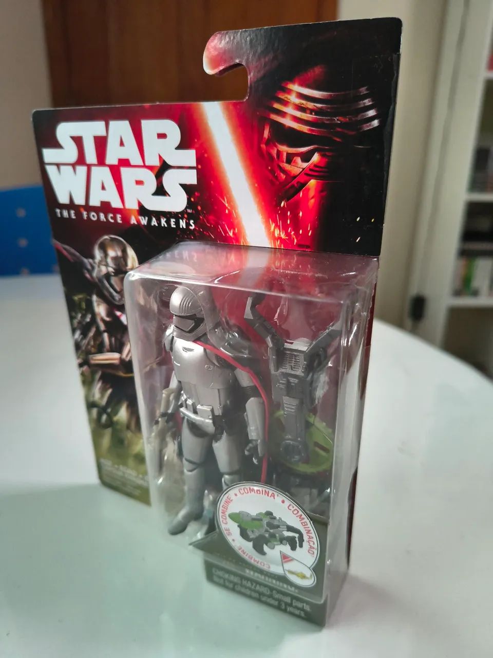 Captain Phasma Star Wars Hasbro Lacrado - Foto 4