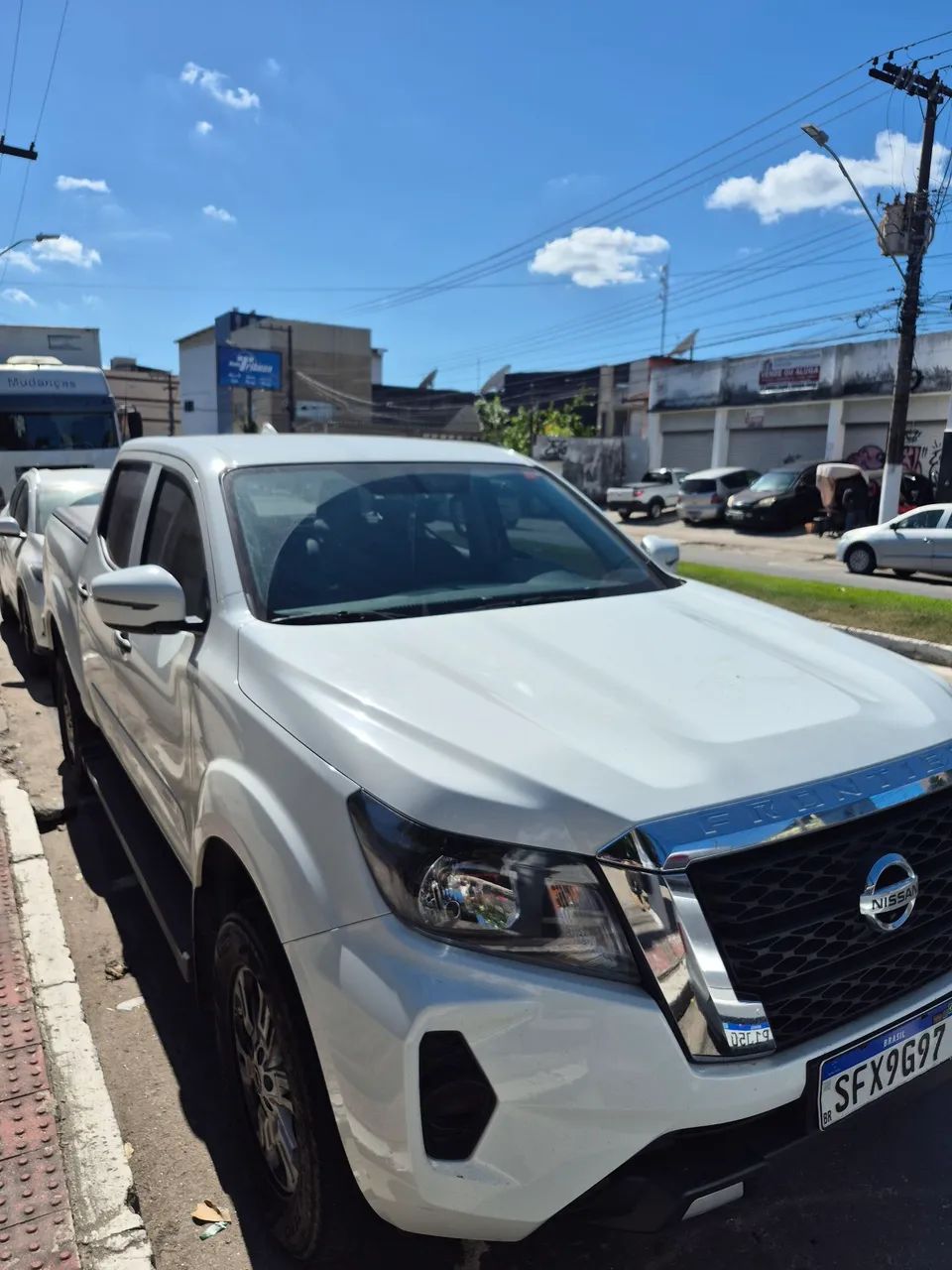 Nissan Frontier 2023