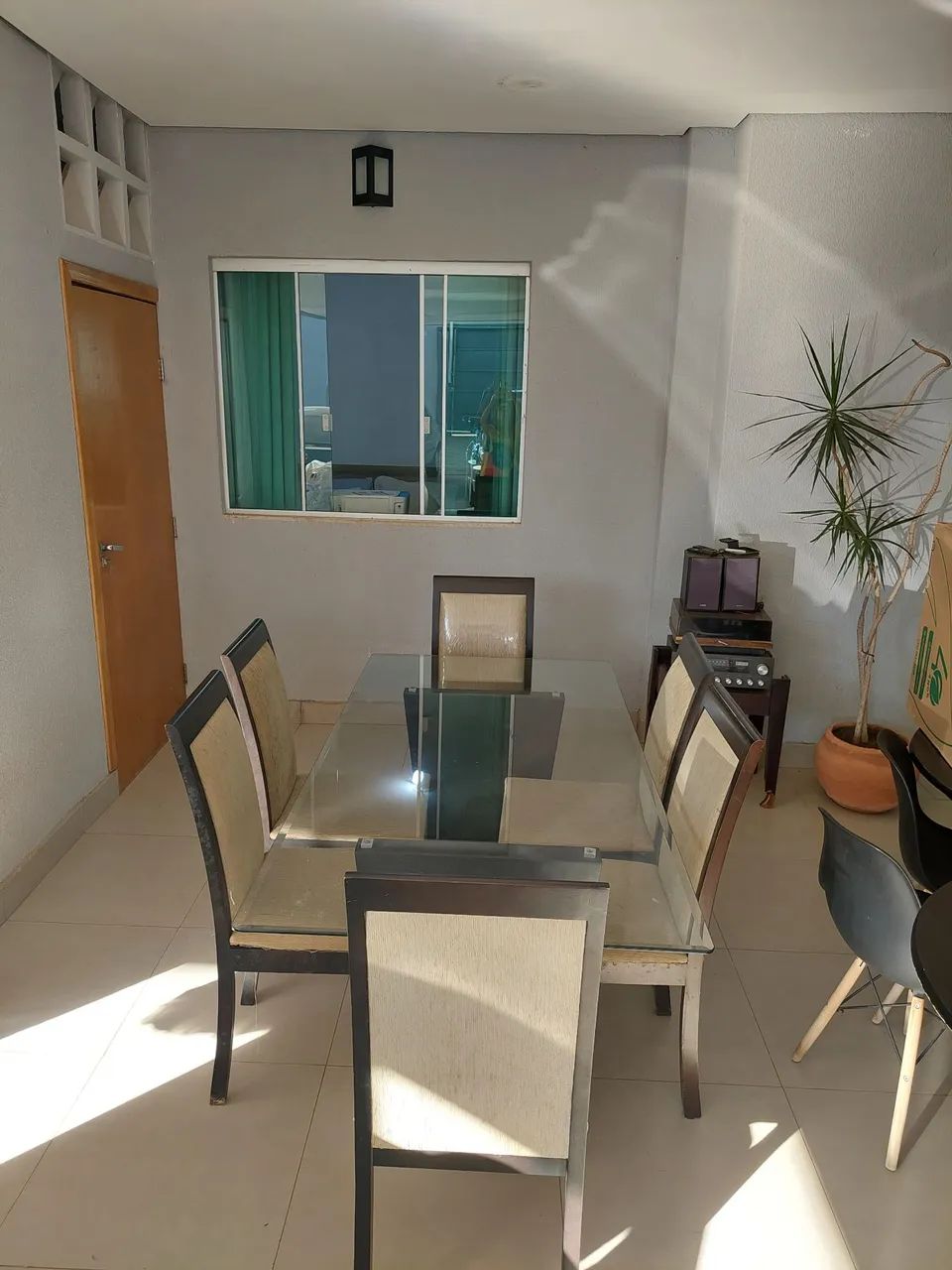 Mesa de jantar 6 cadeiras