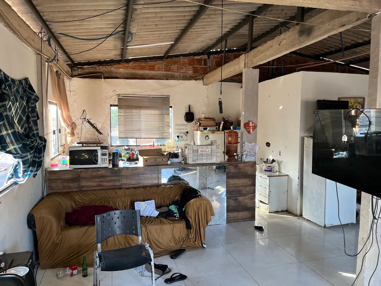 Vendo casa para investidor