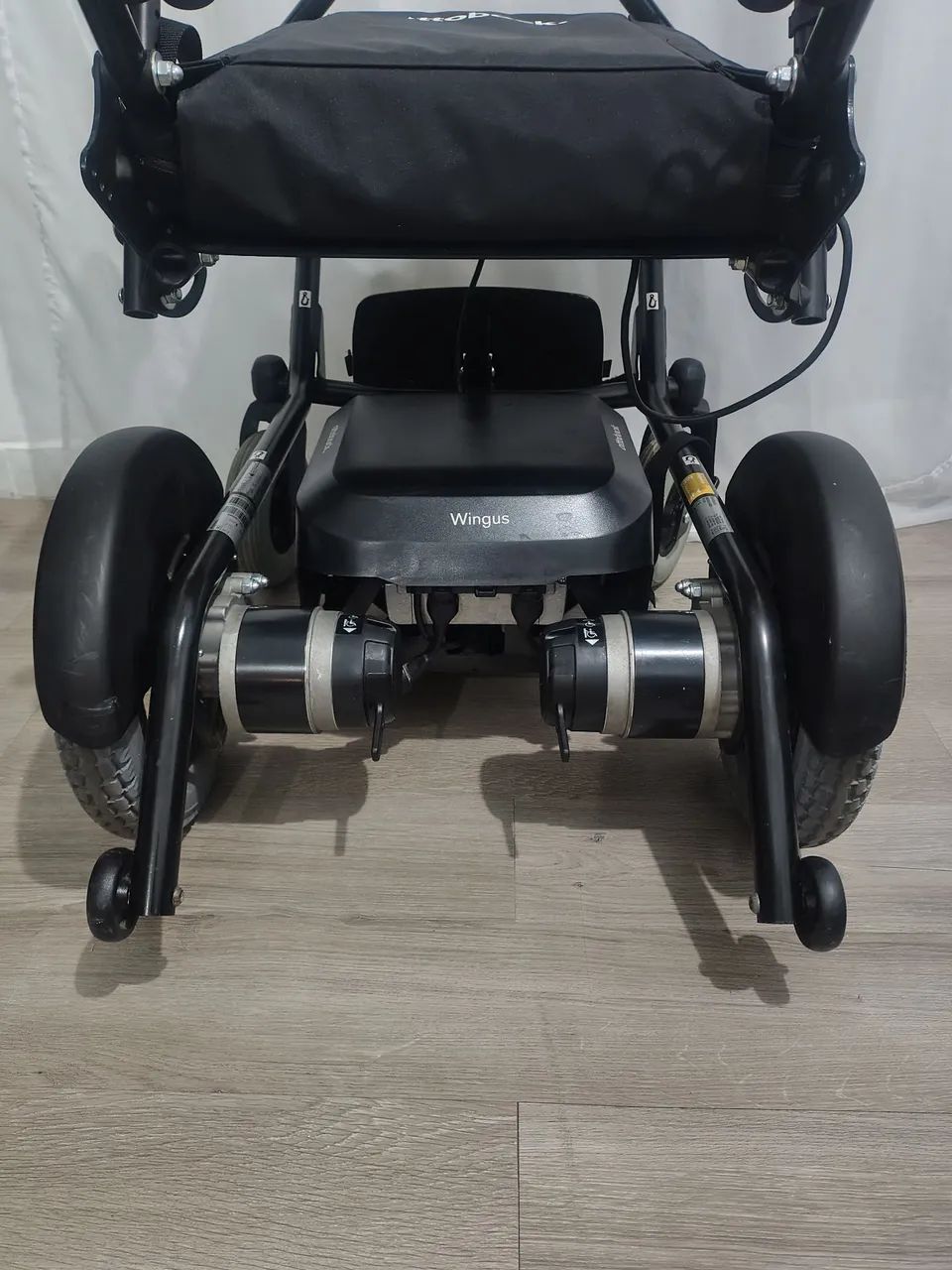 Cadeira de rodas motorizada OTTOBOCK  - Foto 5