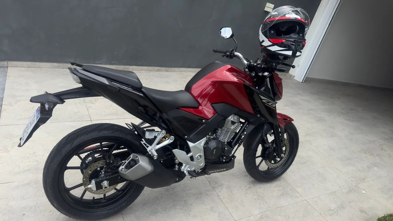 CB 300f ABS  - Foto 2
