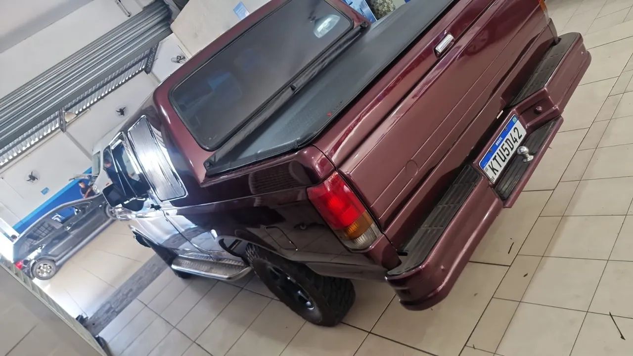 Ford F-1000 F-1000 CD/Blazer 3.9 Dies. 1993