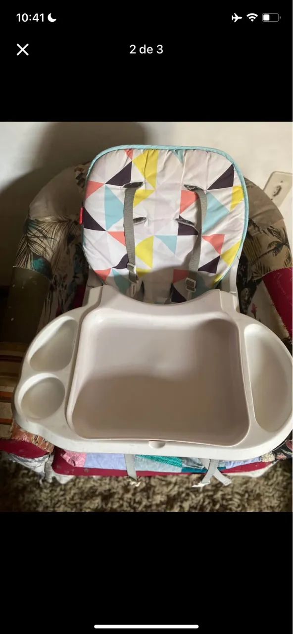 Vende se essa cadeira de alimentação infantil 