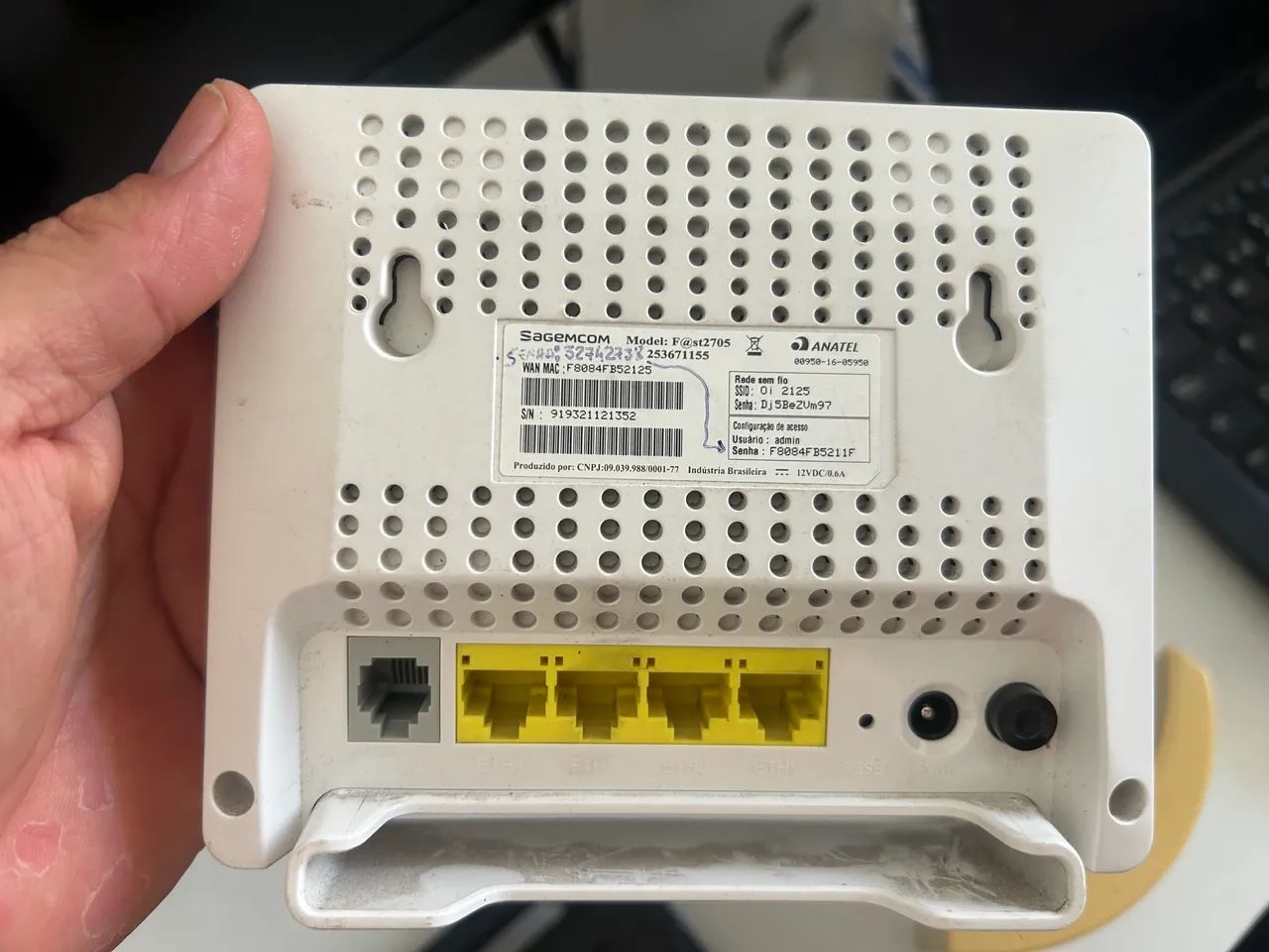 3 Roteadores e 1 Swite sem fontes. - Foto 4