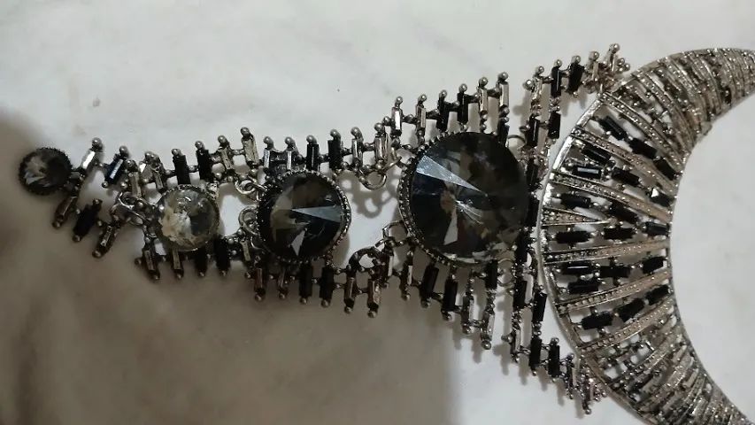 Colares Longo Feminino