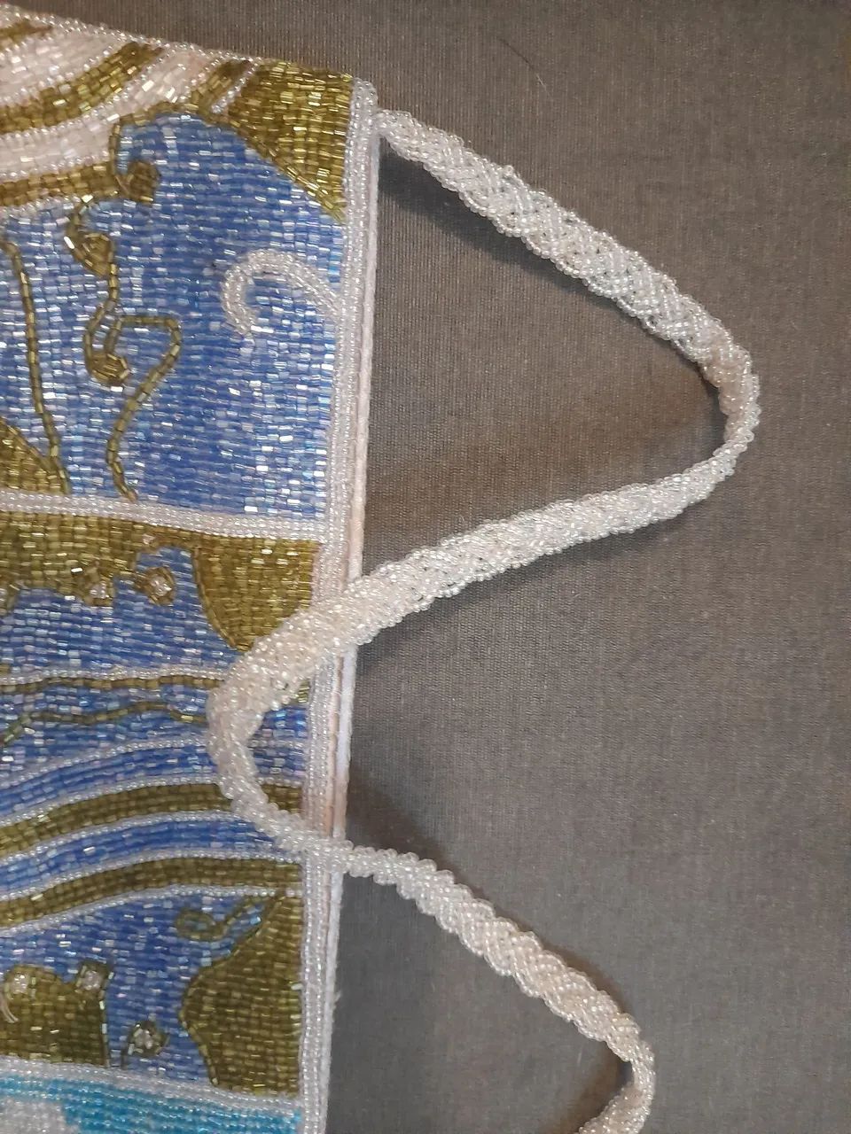 Bolsa toda bordada de miçangas - Foto 3