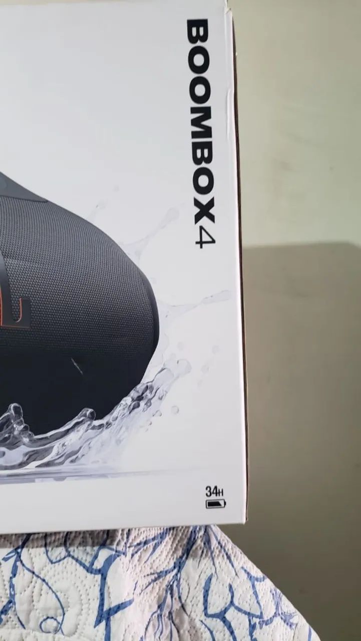 Vendo JBL BOMBOX 4...ZERADA NA CAIXA...SEM DETALHES