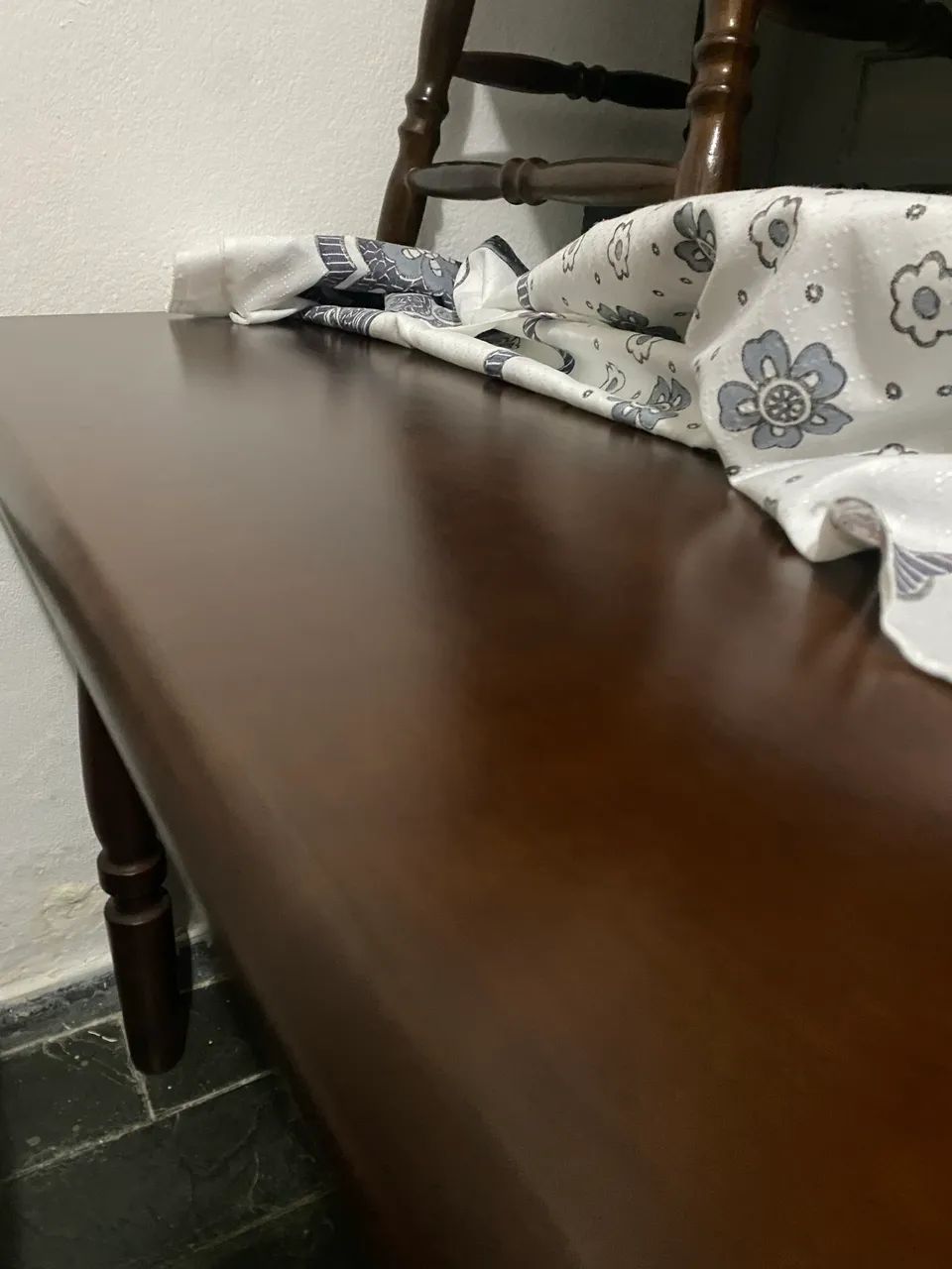 Mesa Rústica 