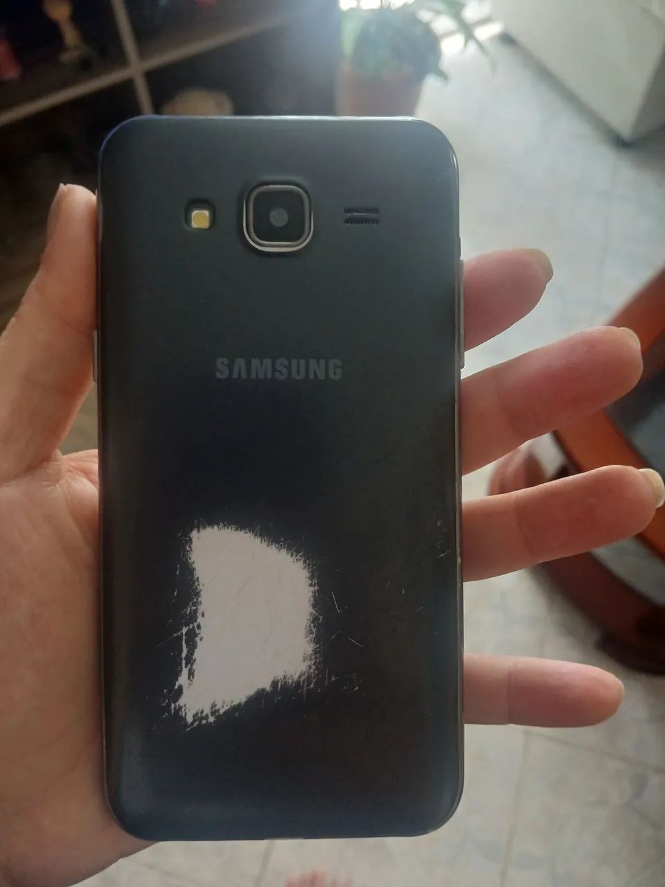 Galaxy J5 usado,mas funcionando.  - Foto 2