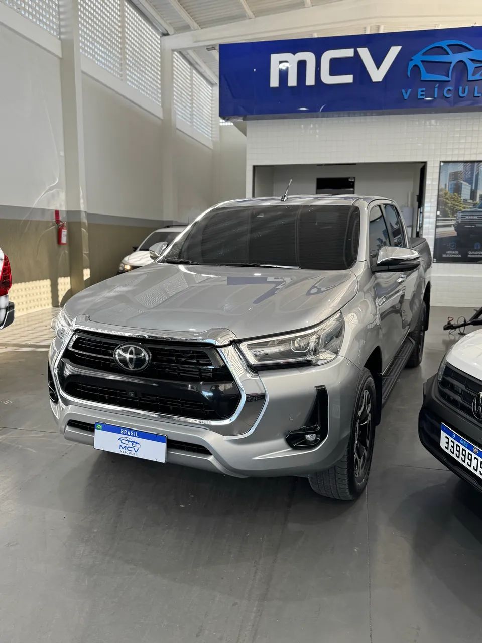 Toyota Hilux CD 4X4 2.8 DIESEL AUT. 2023
