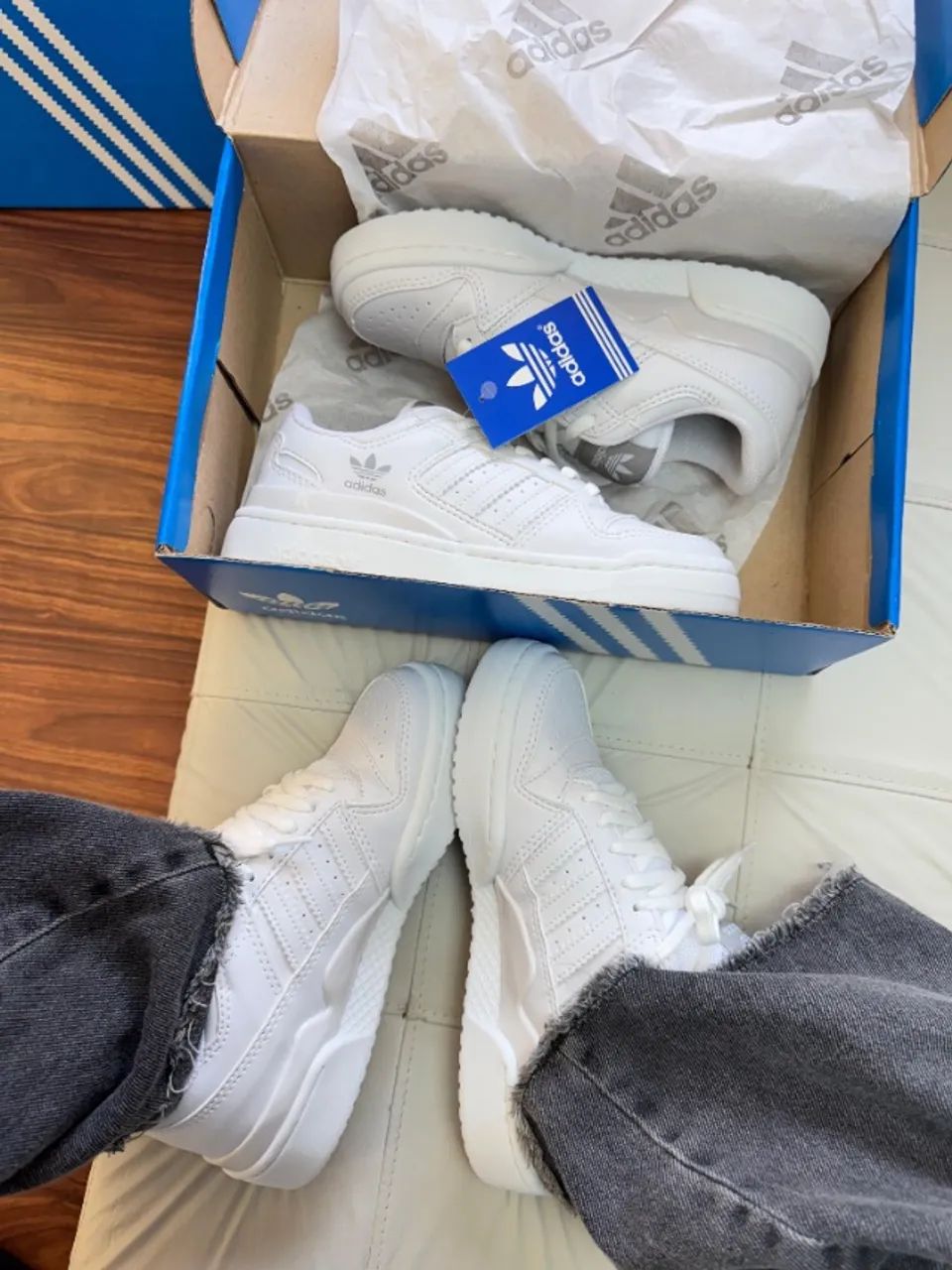 Tênis Adidas Fórum Low Unissex Premium Cor: Branco/Prata - Disponível 34 AO 43  - Foto 2