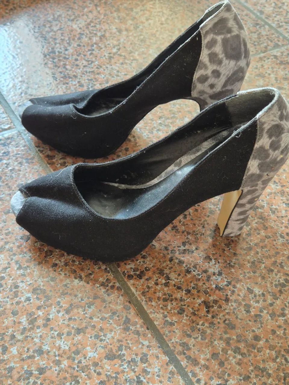 doação sandálias e sapatos número 39 - Foto 3