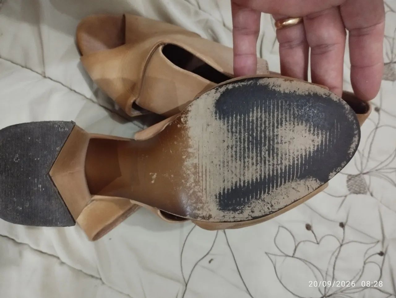 Sandália capodart número 36 em couro salto bloco  - Foto 3