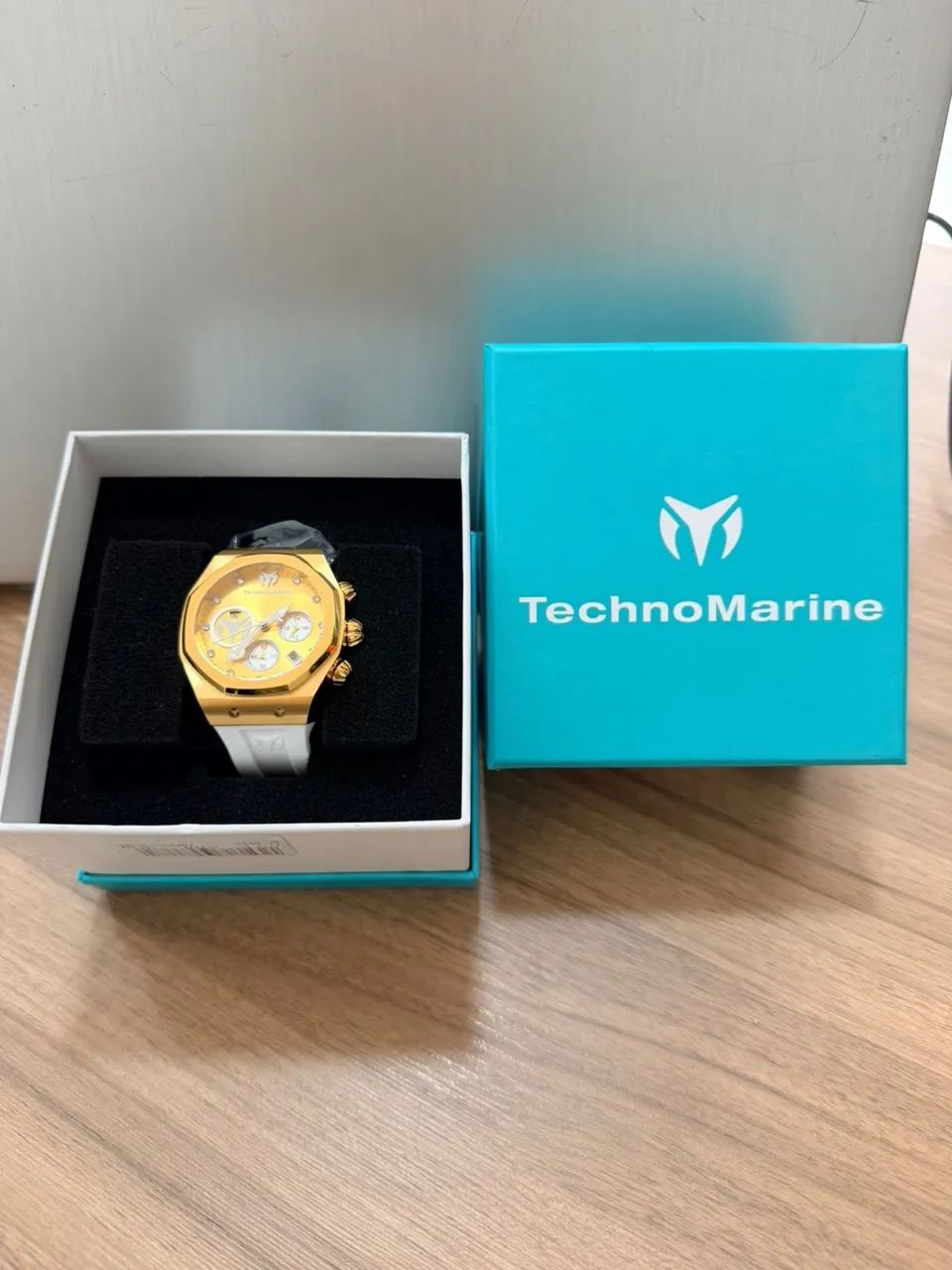 TECHNOMARINE CRONÓGRAFO 200M - DOURADO - NOVO NA CAIXA - Foto 2
