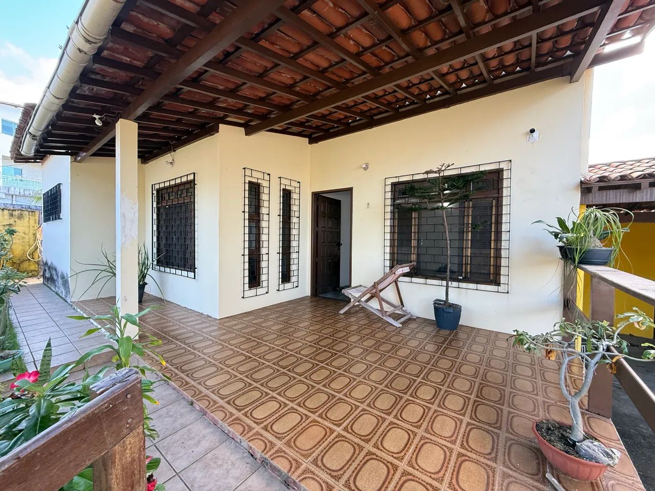 BELÍSSIMA CASA EM ITAPUAN 
