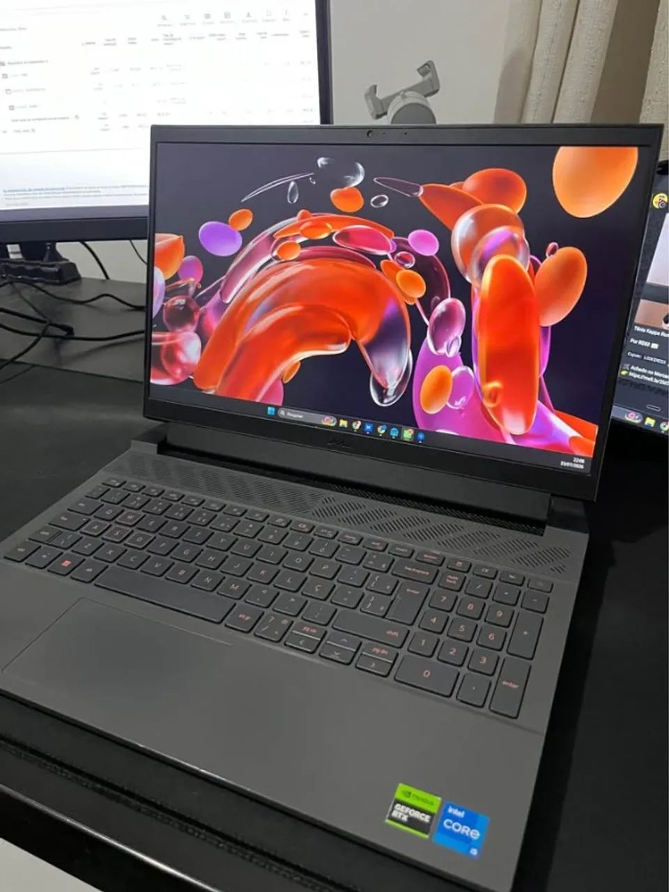 DELL G15 RTX 3050 DDR5