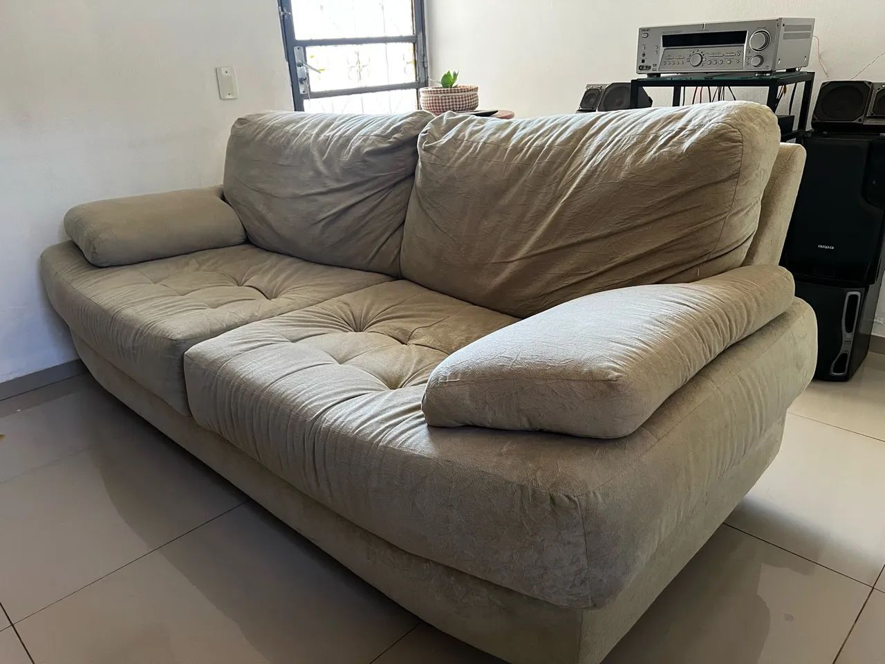 Sofá dois lugares 