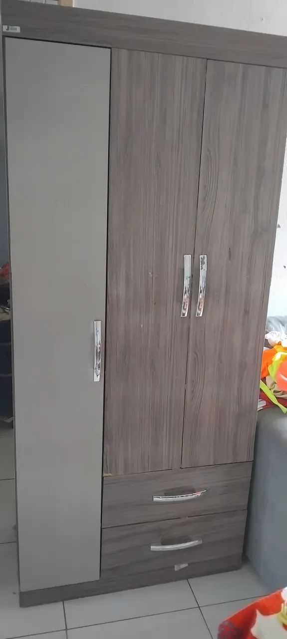 Guarda-roupa 