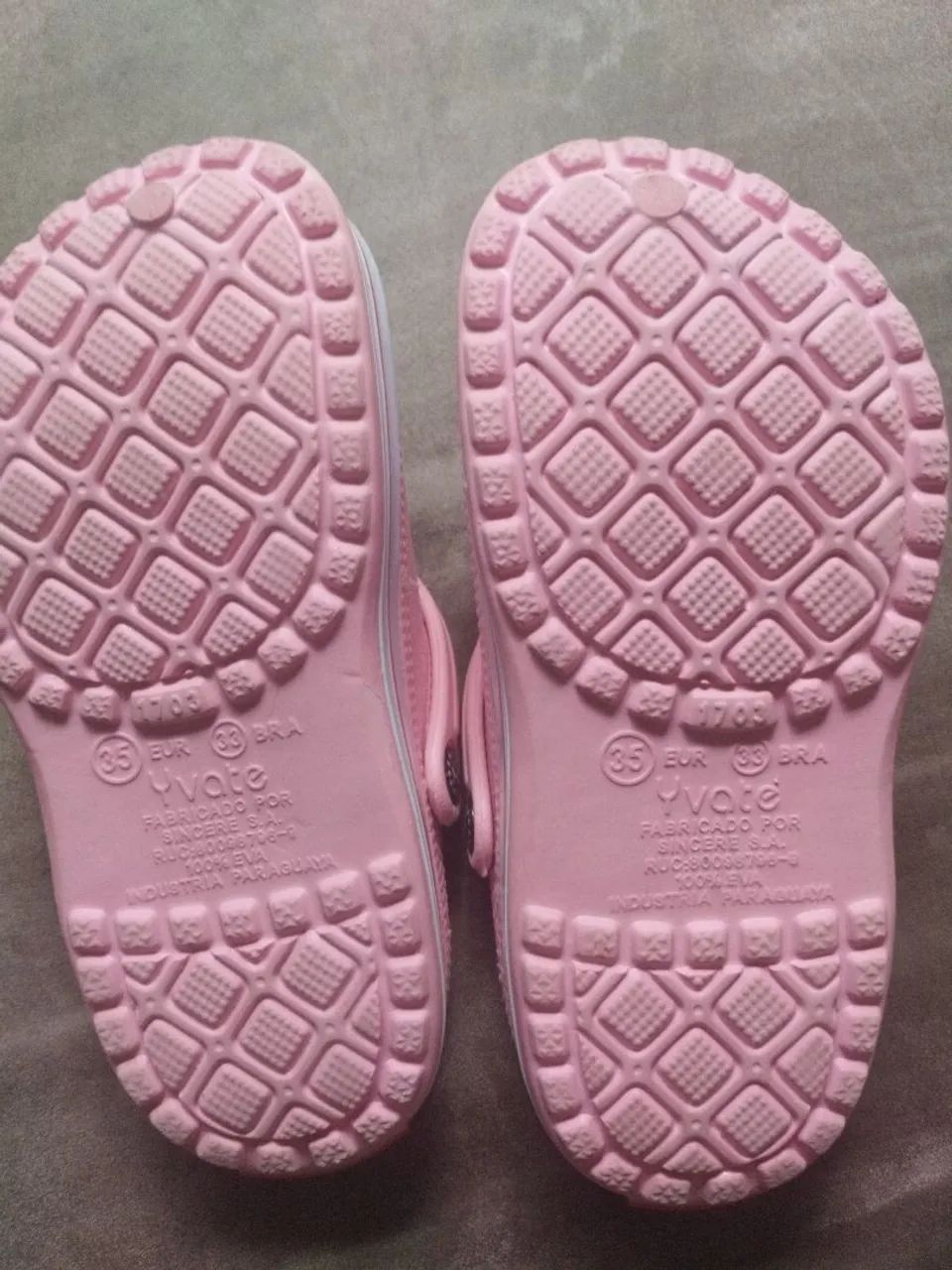 Vendo sandália macia babuche infantil Rosa - Foto 3