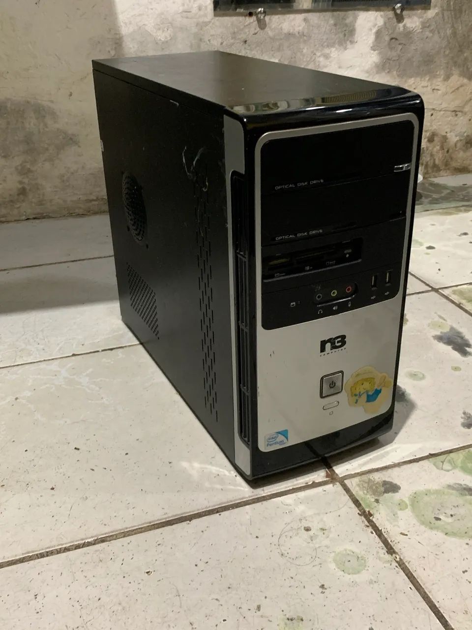 CPU 6 giga ram 500 giga