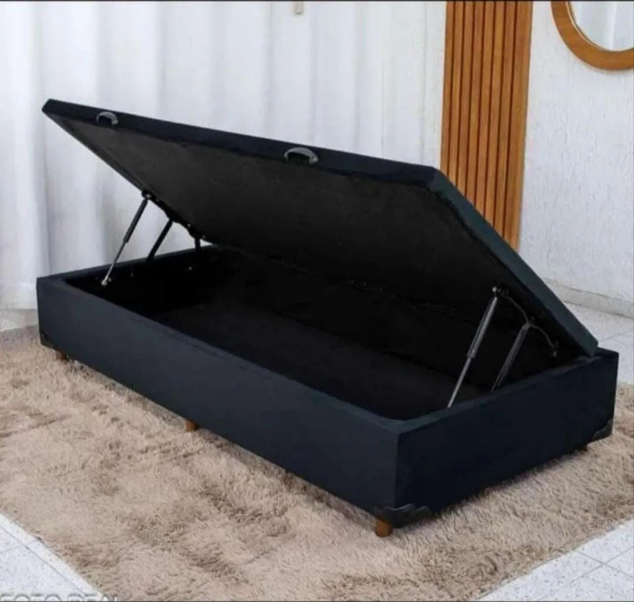 Cama de solteiro com baú 