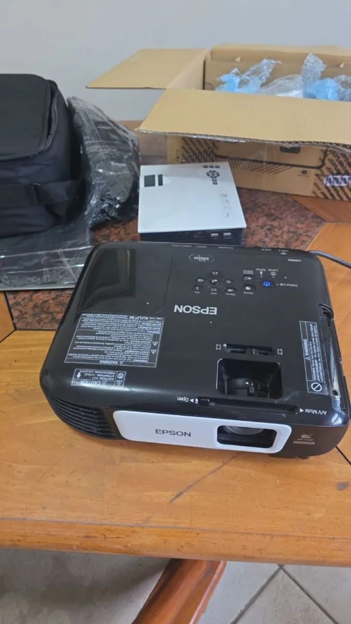 Projetor Epson 9210  - Foto 2