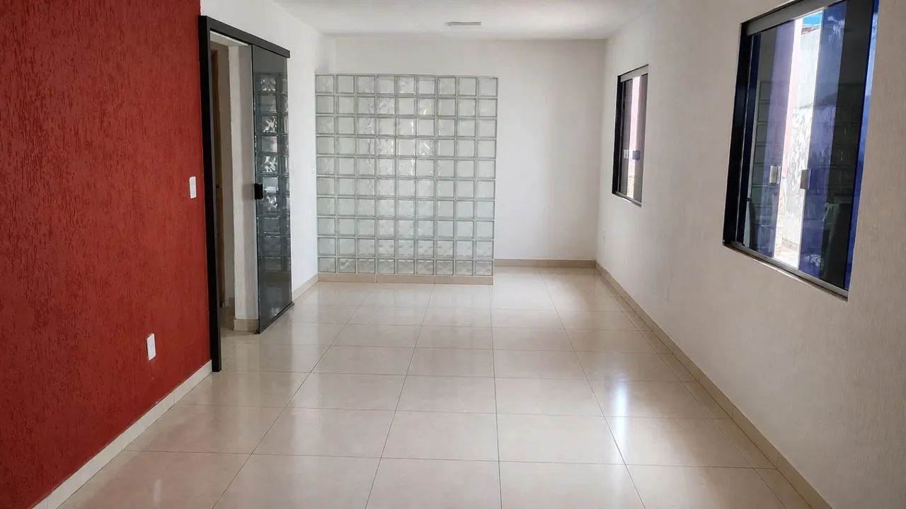 Vendo casa de 2 quartos no Setor Leste do Gama